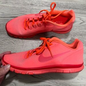 Nike Free 3.0 Advantage Hot Punch Trail Shoe